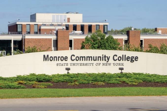 Monroe University campus