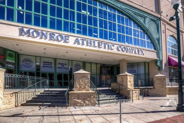 Monroe University campus
